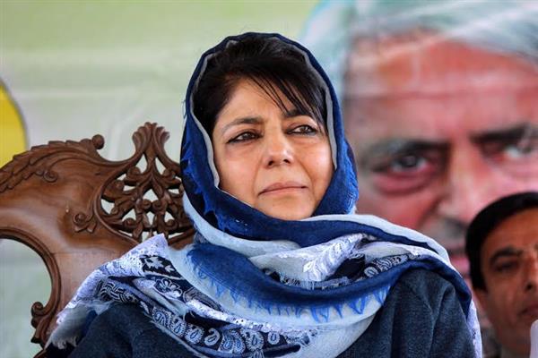 Mehbooba accuses Congress, NC of weakening Art 370
