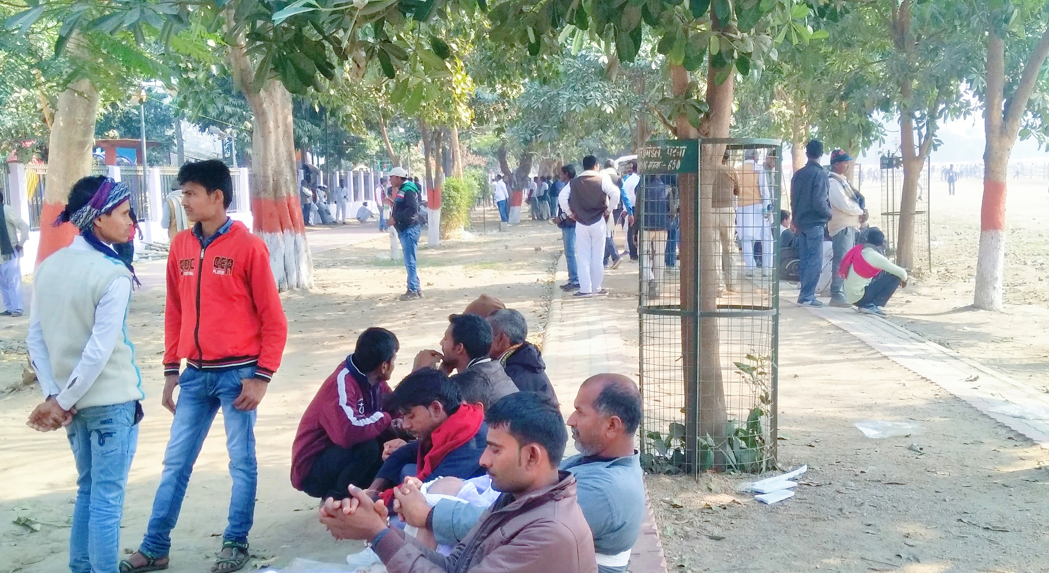 ग्राउंड रिपोर्ट : बेरोजगारी से लेकर व्यवस्था तक क्या है युवाओं की राय...