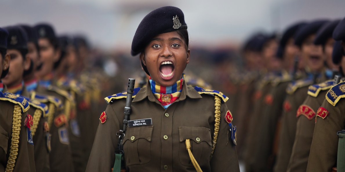 Army opens doors for women in military police