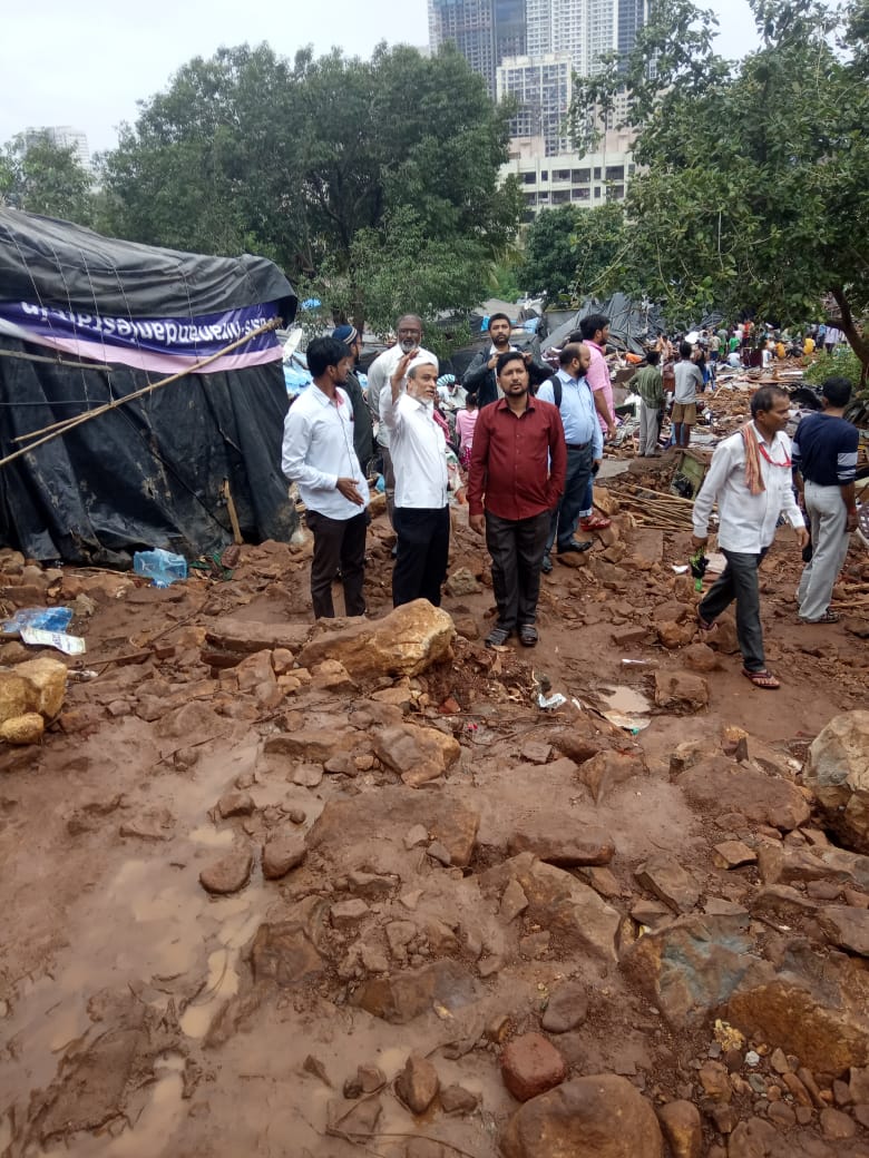 Mumbai wall collapse - Jamaat -e-Islami-Hind joins the rescue team