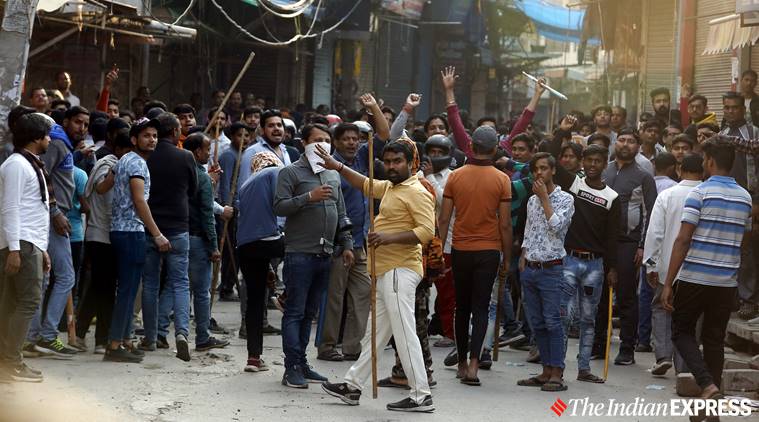 Supreme Court pulls up police over Delhi clashes, told violence ‘Unfortunate’ Defers hearing on Shaheen Bagh