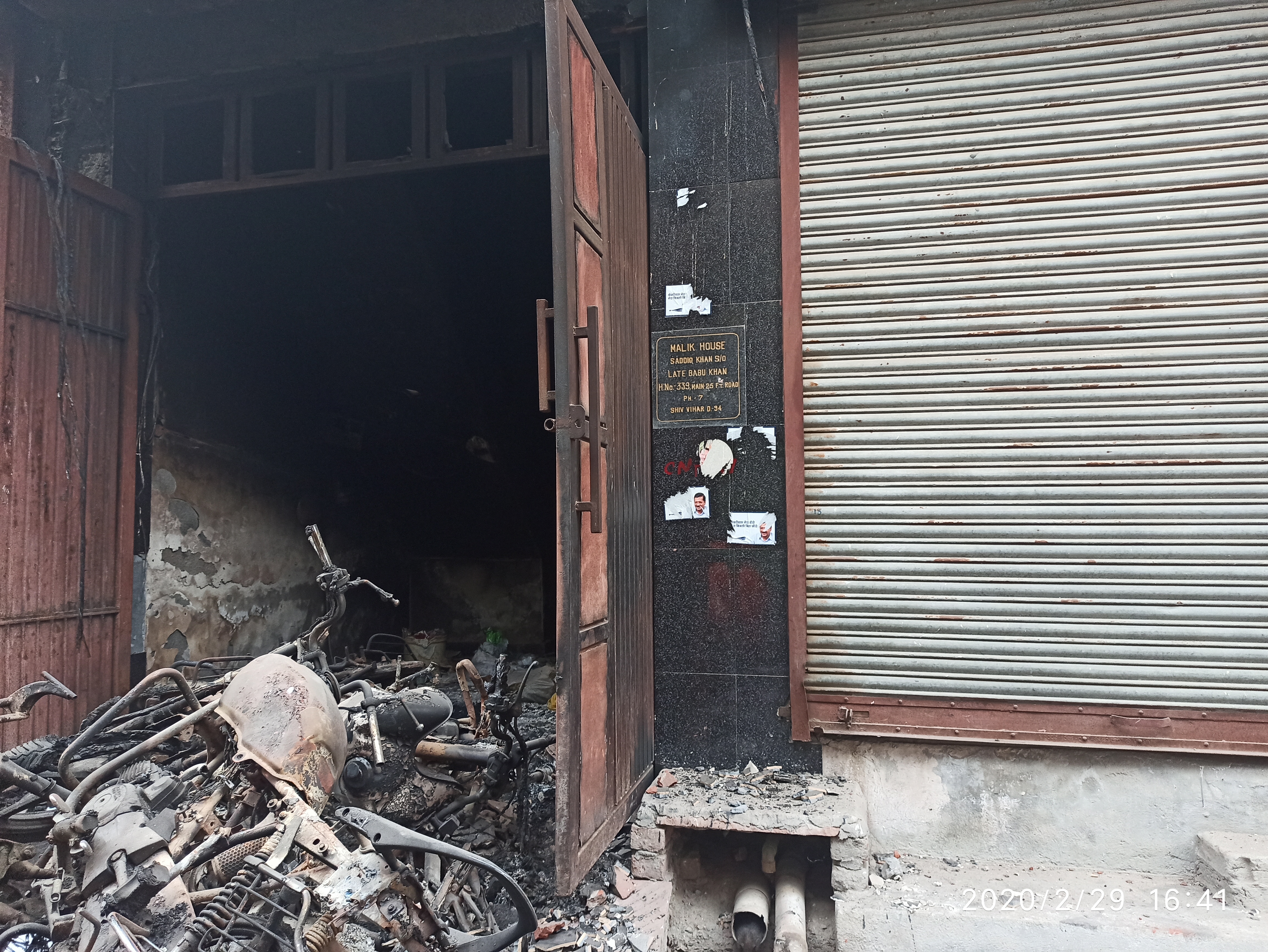 Delhi After violence: Muslims forced to leave Shiv Vihar, their houses and mosques burnt, now only 'fear' resides here