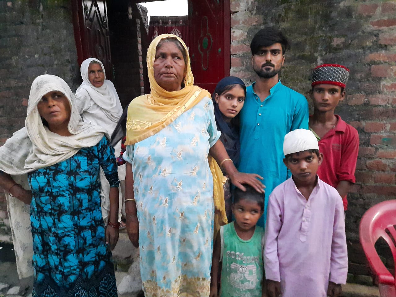 “Instead of taking him to hospital, police took him to police station,” says family of Muslim rickshaw puller beaten to death by mob in UP’s Bareilly