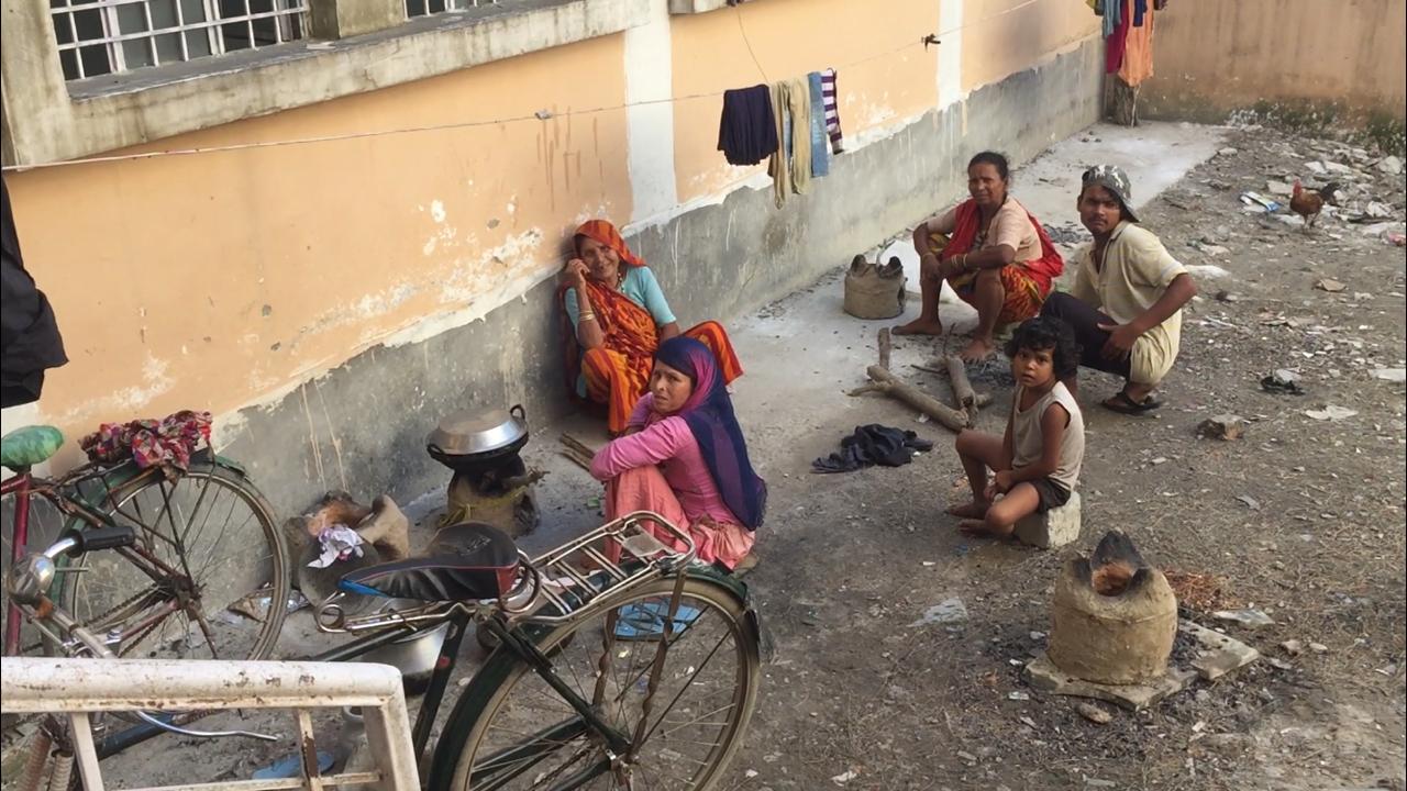 ग्राऊंड रिपोर्ट : बिहार में बाढ़ के बाद राहत शिविर में भी बदतर हालात