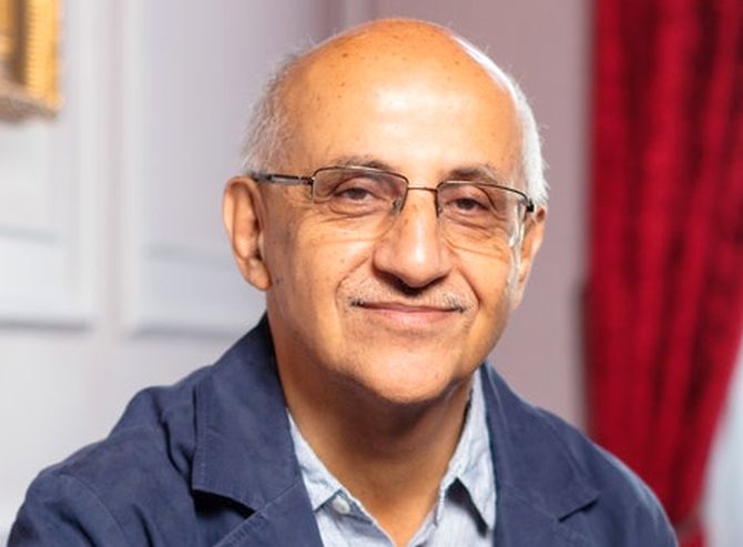 Over 600 activists, intellectuals condemn ED raids at Harsh Mander's office, home, term it 'attempts to silence critics'