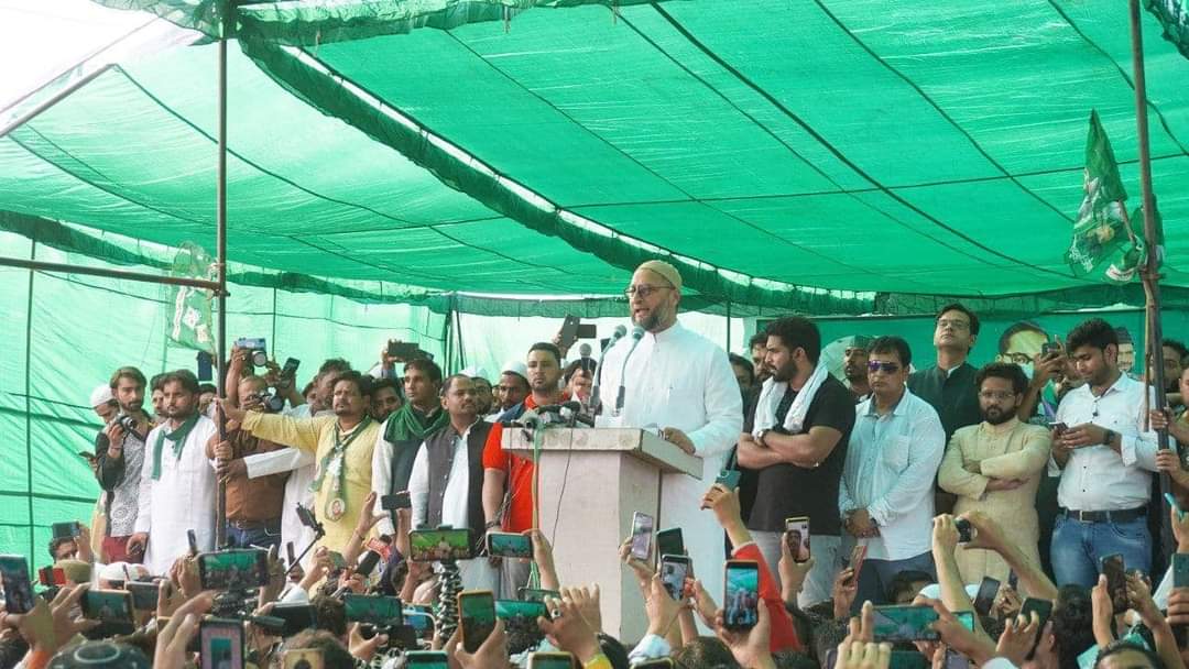 मुजफ्फरनगर में दहाड़े ओवैसी "खैरात नही अब हक़ लेंगे"