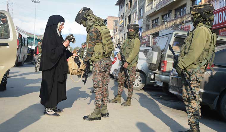 “Srinagar has become an open-air prison," restrictions back to Kashmir capital after decades