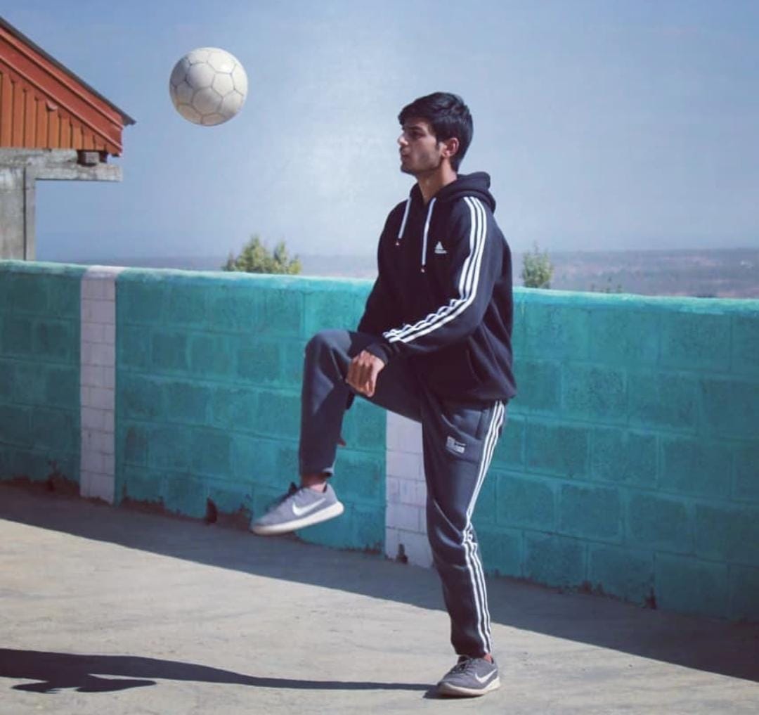 अदुभुत बॉल ट्रिकशॉट से दिलों को जीतने वाला नौजवान शाह हुज़ैब का जलवा