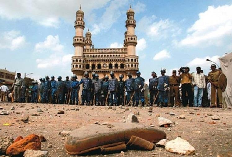 15 years on, justice eludes Makkah masjid blast victims