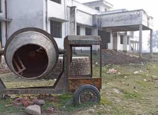 ग्राउंड रिपोर्ट। यूपी के इस गांव में कॉलेज के लिए ग्रामीणों ने  मुफ्त में दी थी 20 बीघा ज़मीन, सरकार ने कॉलेज बनाने में लगा दिए 25 साल 