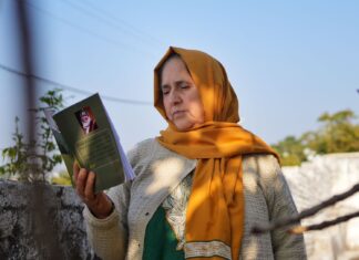 From Kairwan’s meadows to poetic pages, how Kashmiri woman attempting to revive native language