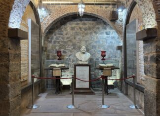 From Mirza Ghalib to Meena Kumari, Traces of Time in Delhi's Gali Qasim Jan